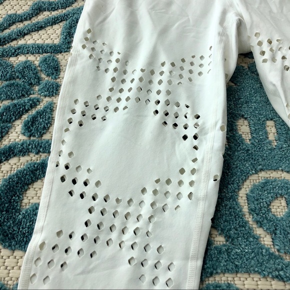 Prjon Cross Laser-Cut Legging White - Picture 4 of 7